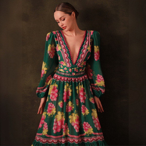 Long-sleeved Retro Green Grapes Print One Piece Swimsuit and Skirt