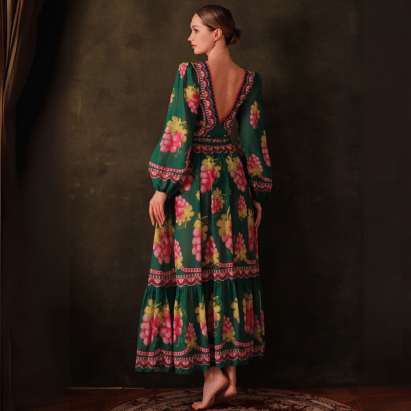 Long-sleeved Retro Green Grapes Print One Piece Swimsuit and Skirt
